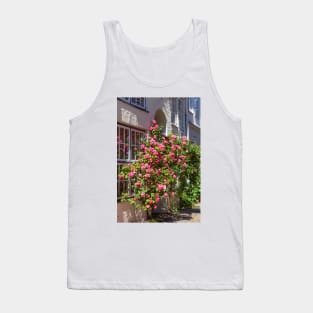 Roses, historical house facade, door, , old town, Lübeck, Schleswig-Holstein, Germany, Europe Tank Top